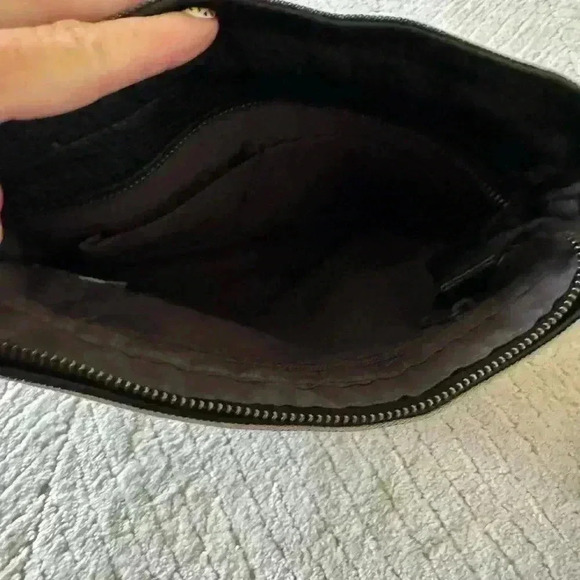 Ogio crossbody messenger bag - Picture 6 of 7